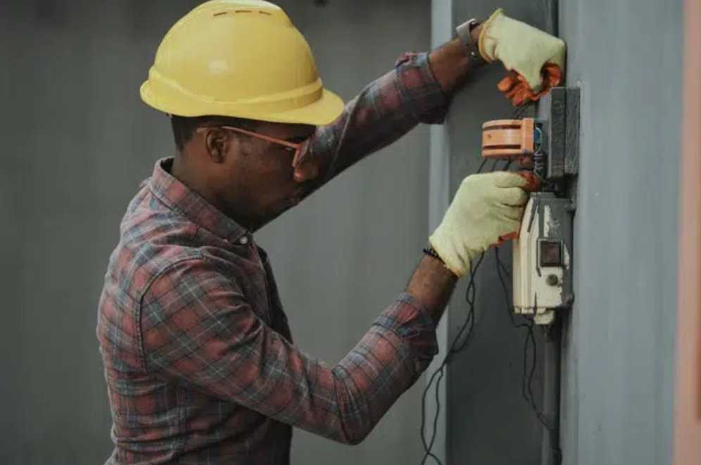 Técnicos de Segurança Eletrônica